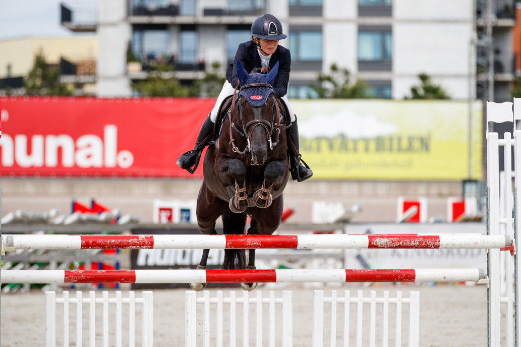 Savanna K, 2005 Mare by Carte D'or x Everest with Rider Stina Lillje - 140 Level